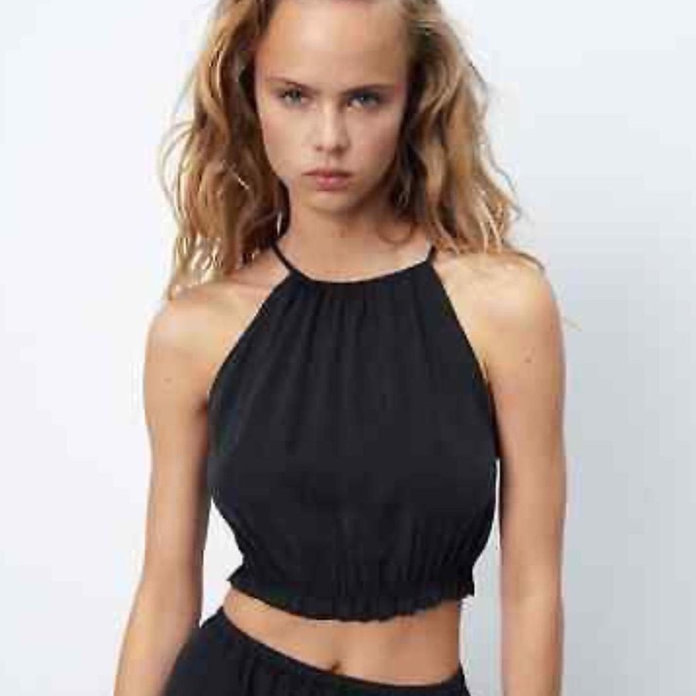 NWOT // Zara - Black Tie Halter Top